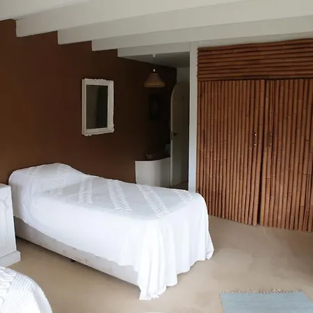 Crocnaraw Country House *
